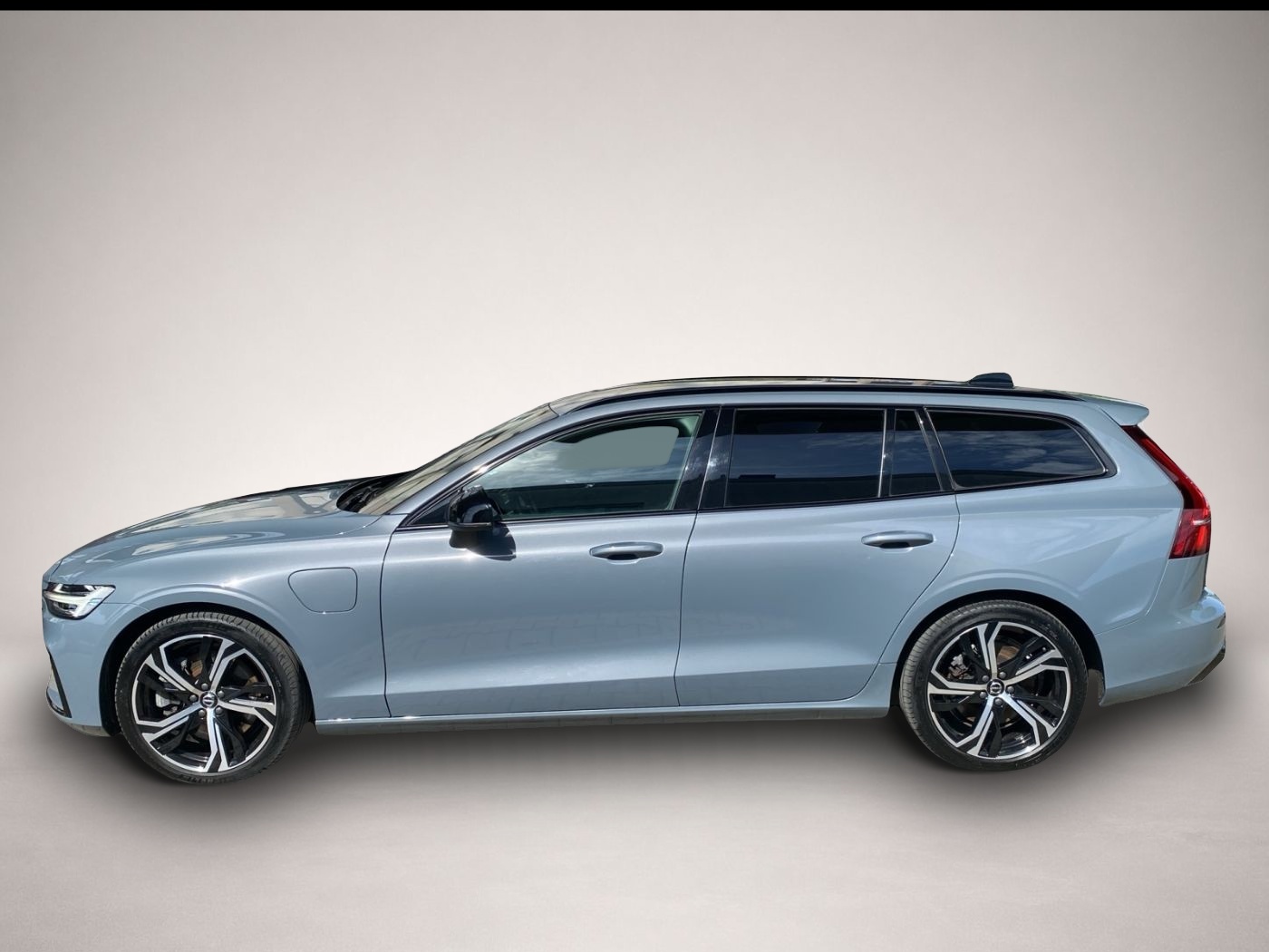 Volvo V60 (04/2023, )