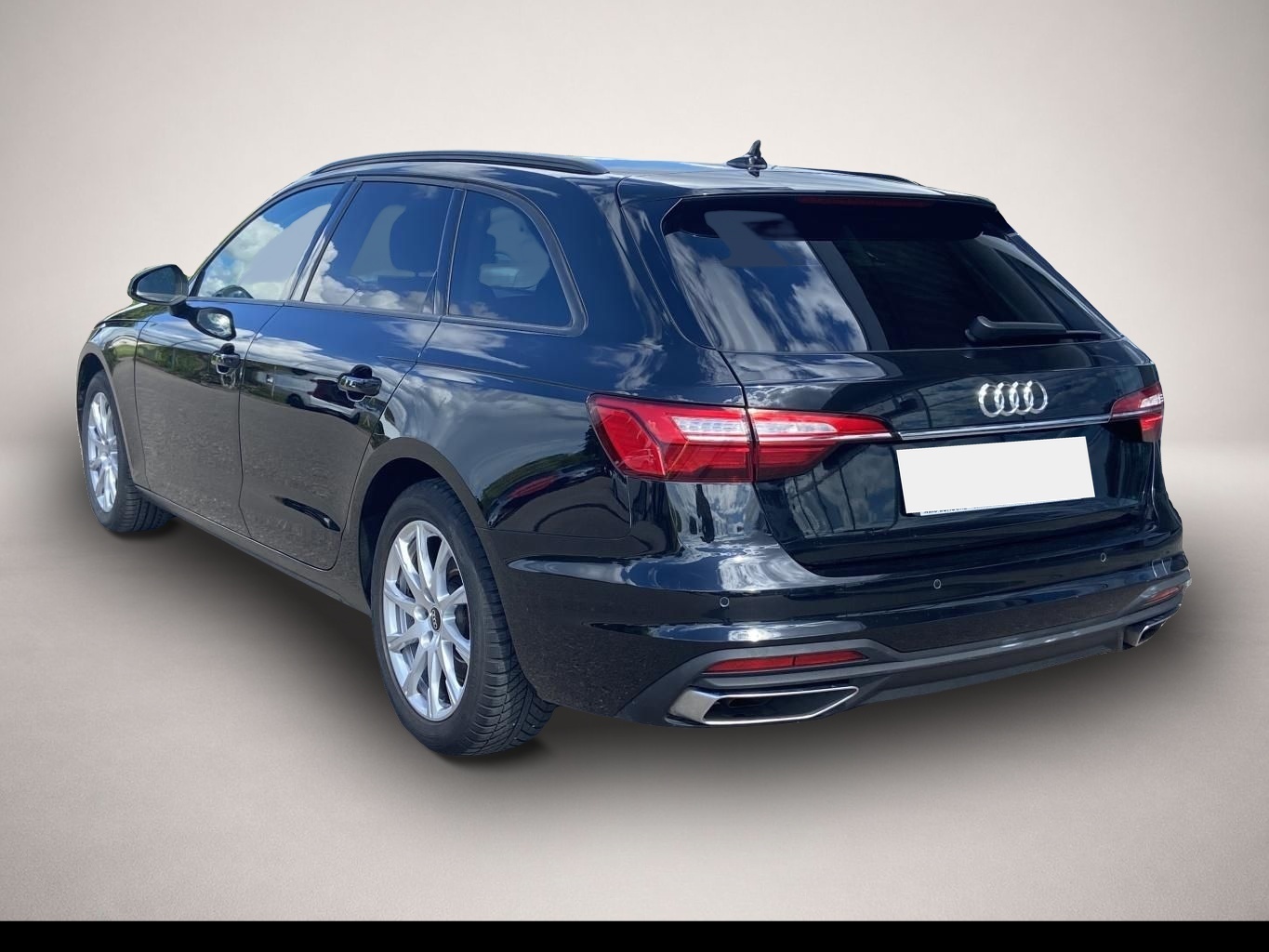 Audi A4 (05/2022, )