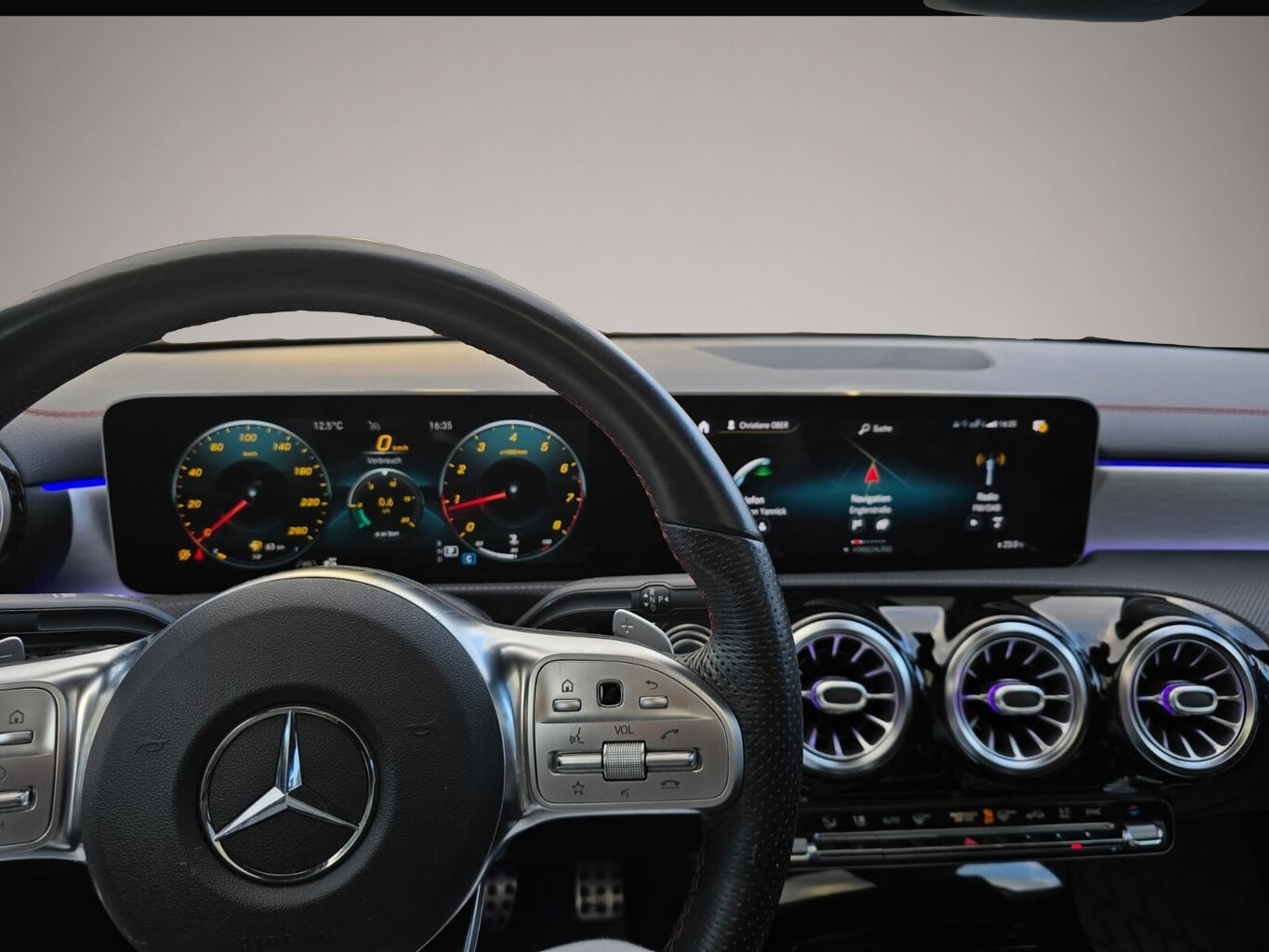 Mercedes-Benz CLA 200 (10/2019, Benzin)