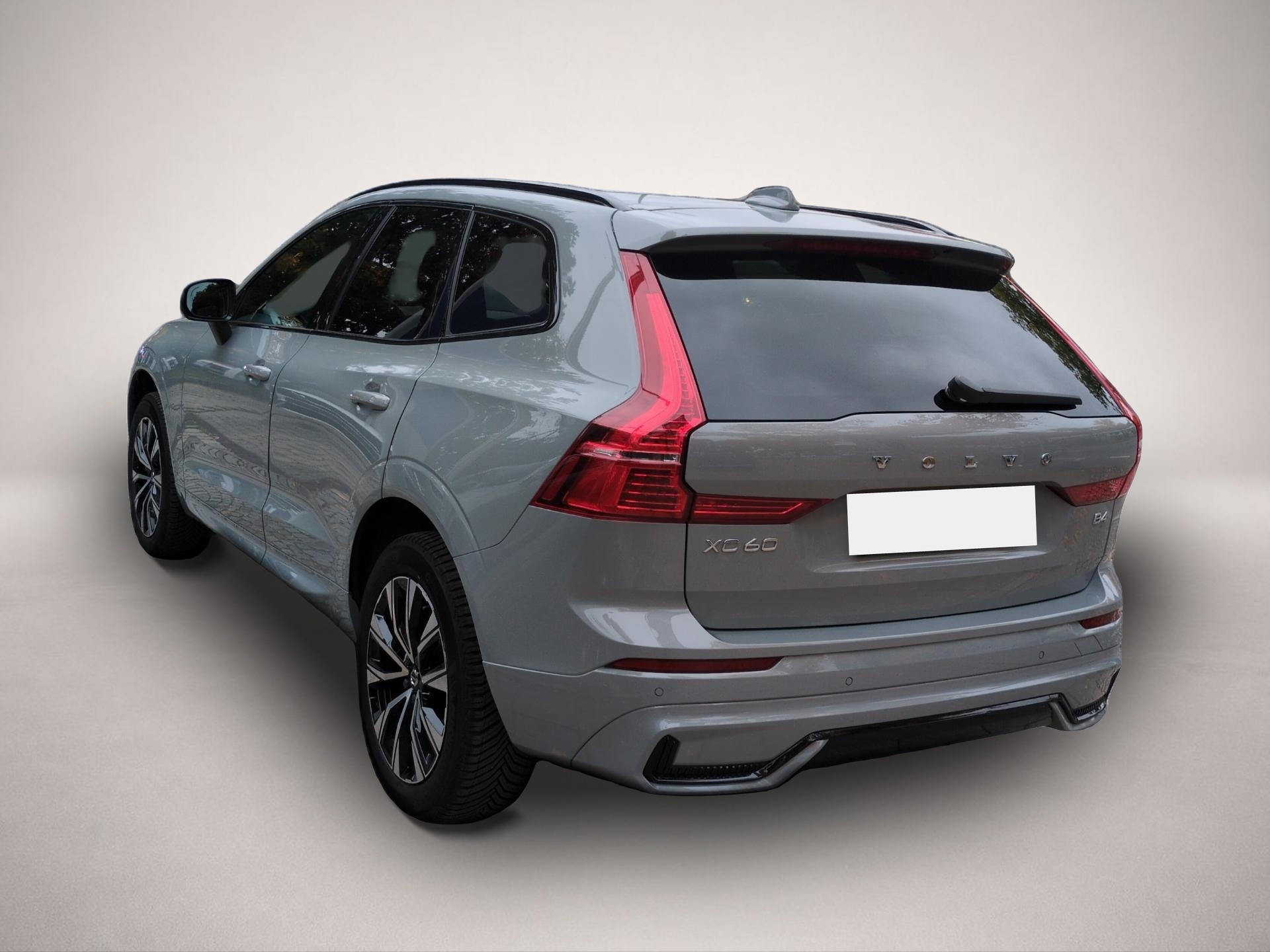 Volvo XC60 (03/2024, Benzin)