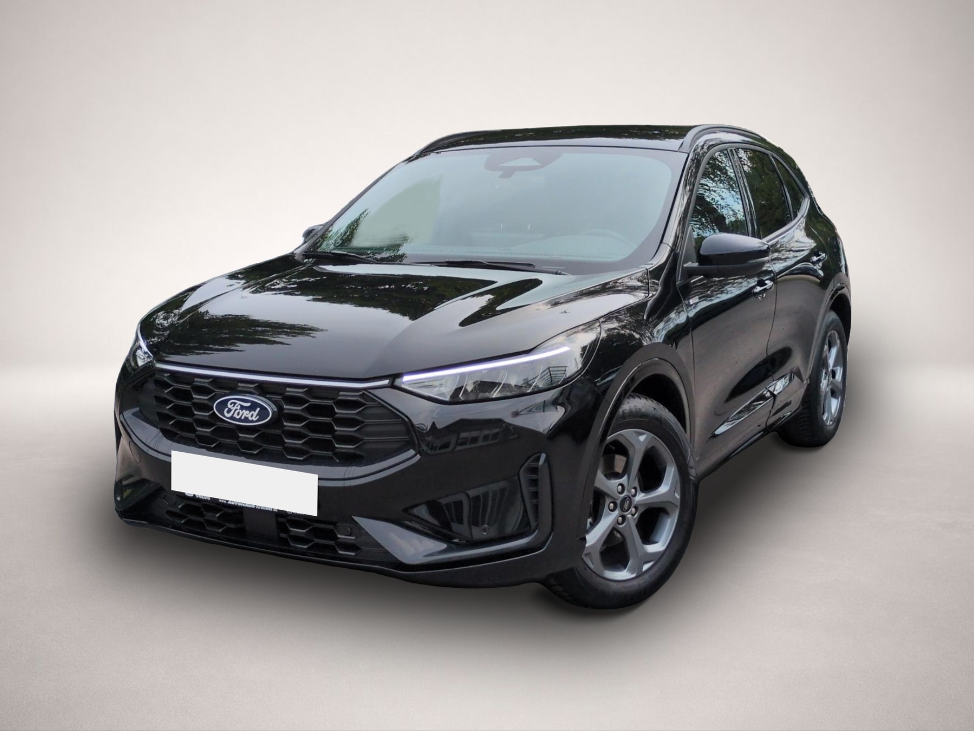 Ford Kuga (05/2025, Benzin)