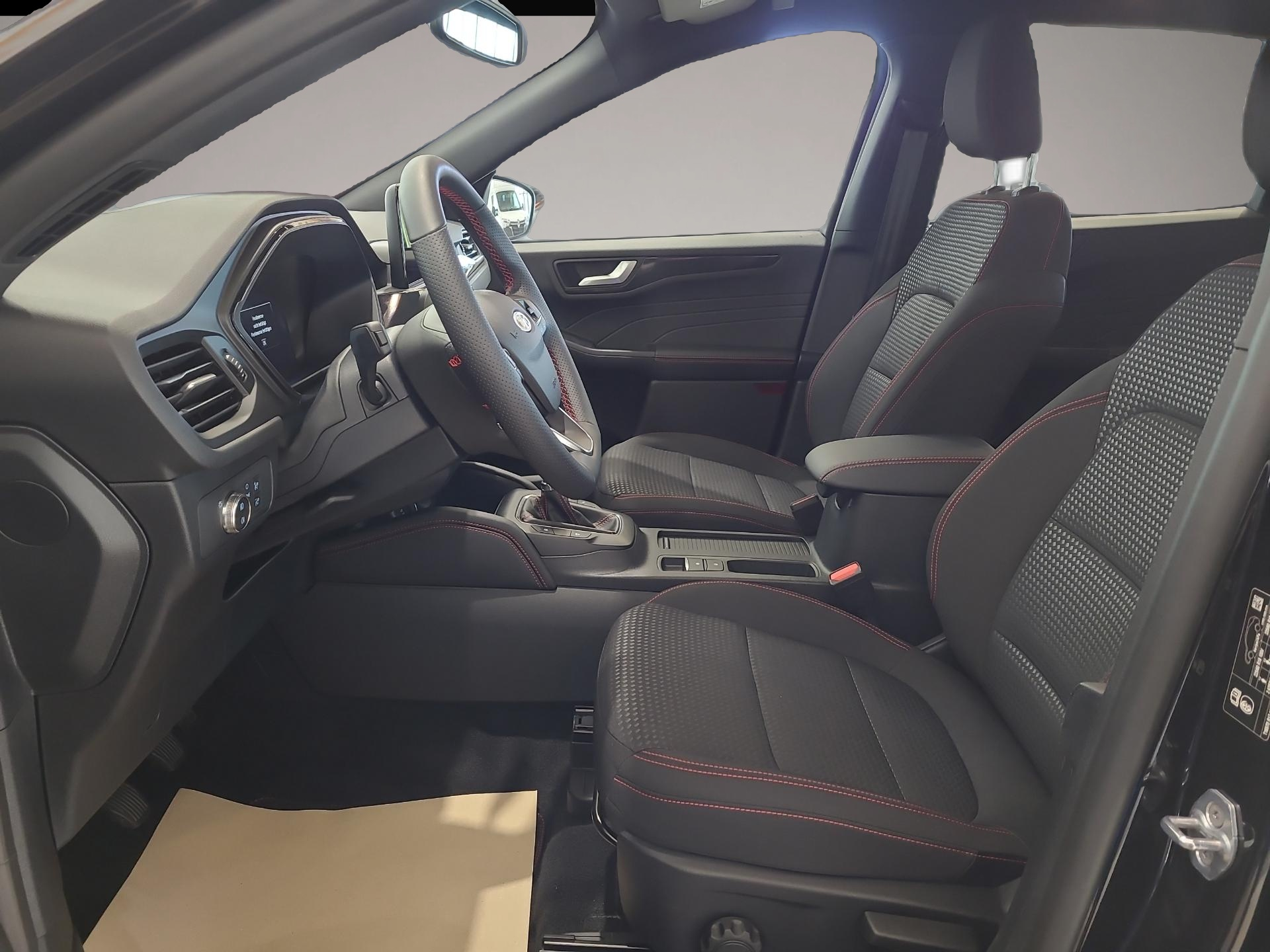 Ford Kuga (11/2023, Benzin)
