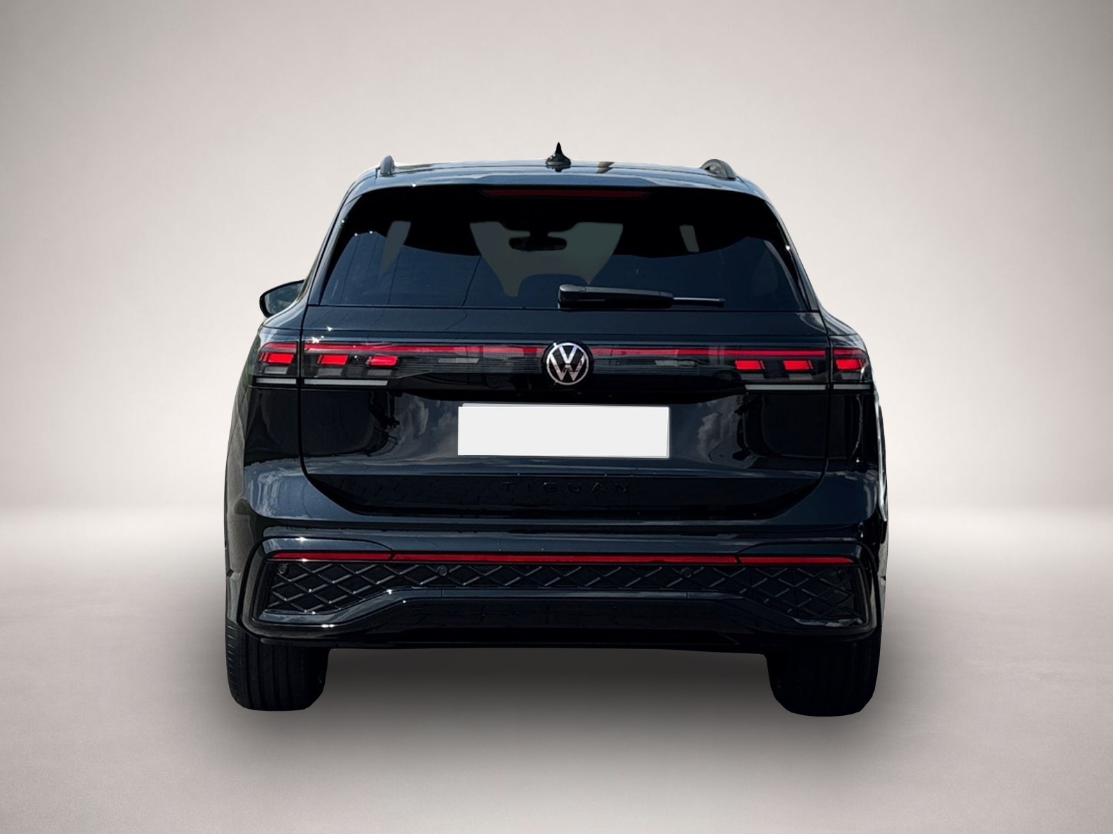 Volkswagen Tiguan (10/2025, Benzin)