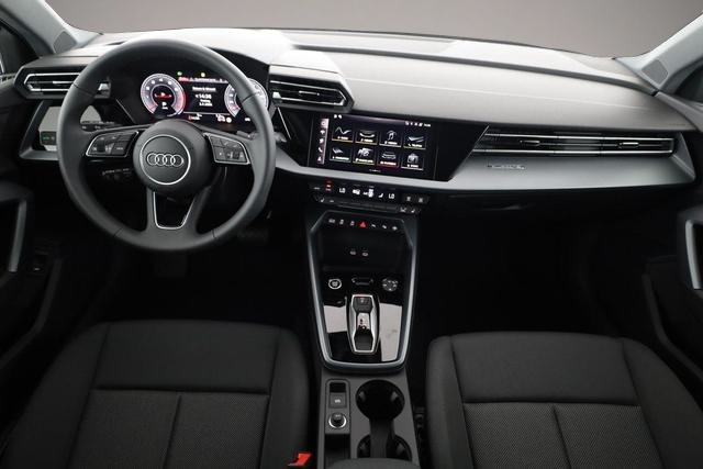 Audi A3 (06/2026, Benzin)