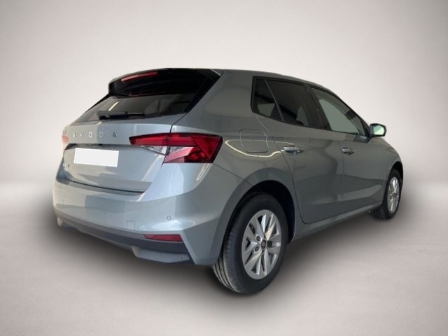 Skoda Fabia (, Benzin)
