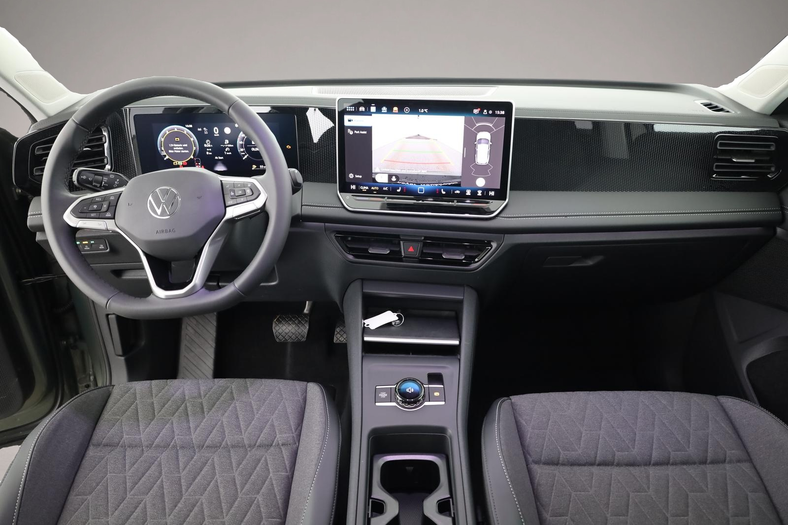 Volkswagen Tiguan (12/2025, Benzin)