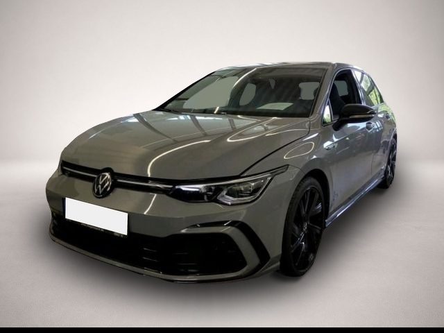 Volkswagen Golf (04/2022, Benzin)