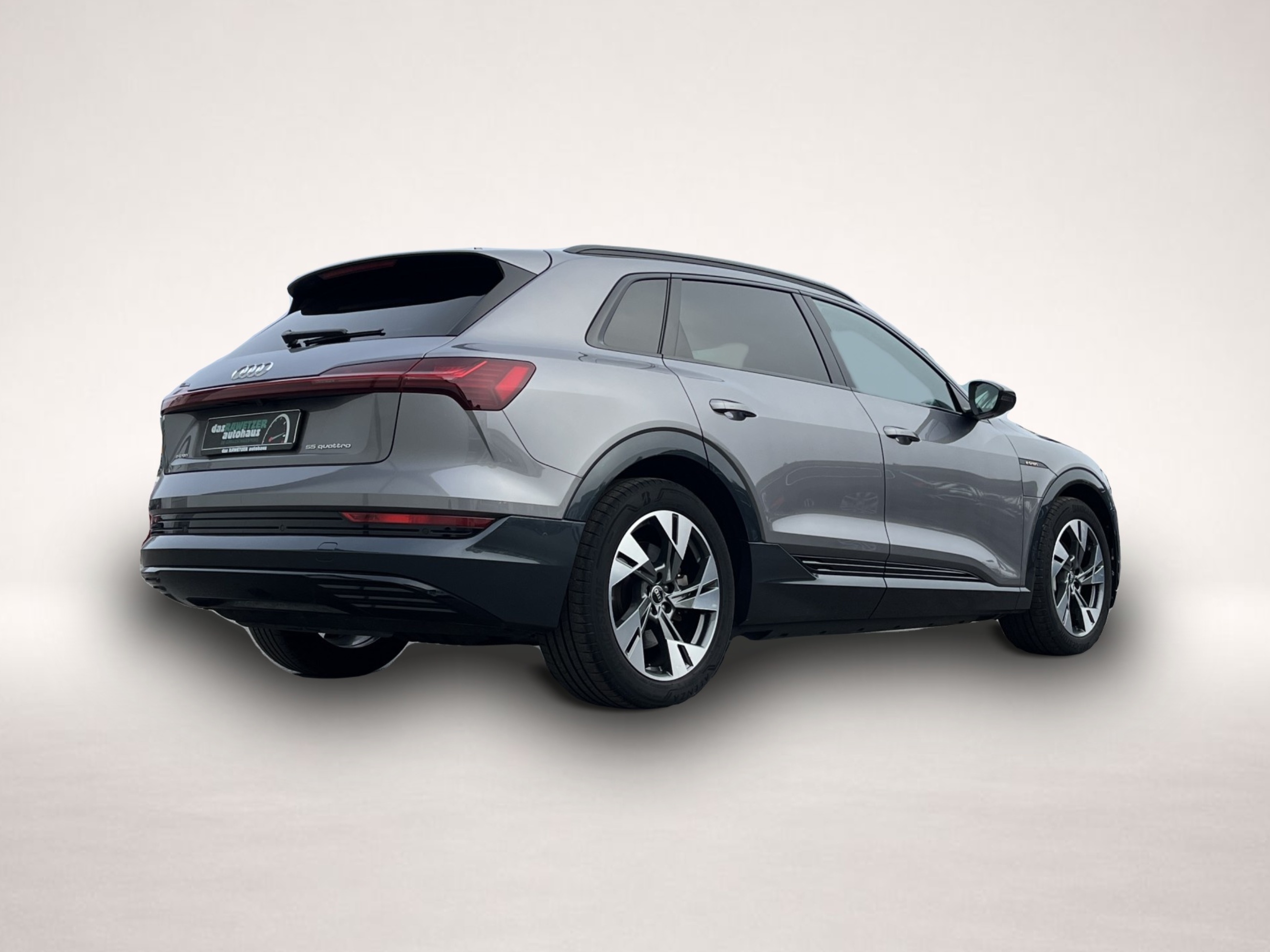 Audi e-tron (09/2022, ELECTRIC)