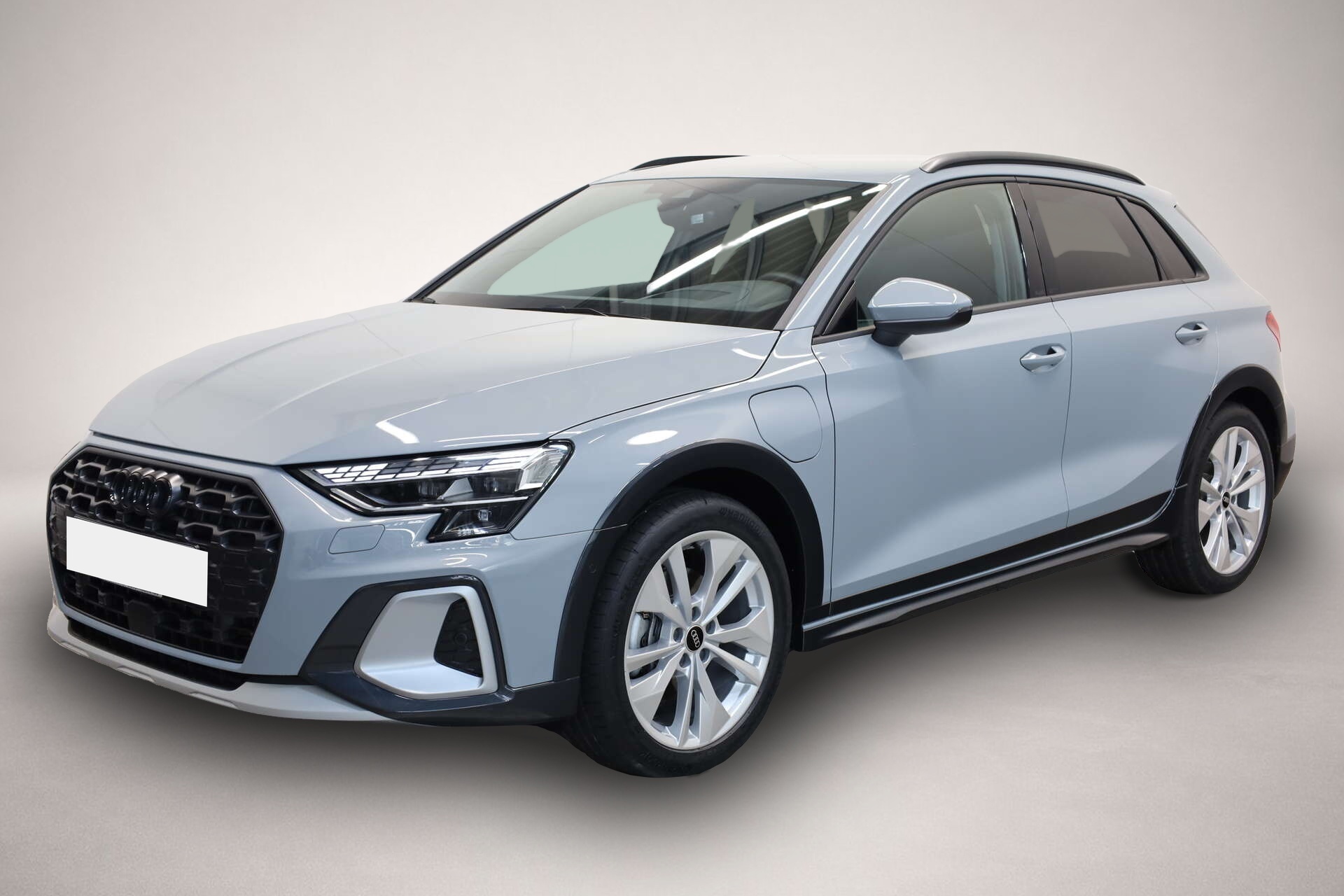 Audi A3 (09/2025, Hybrid (Benzin/Elektro))