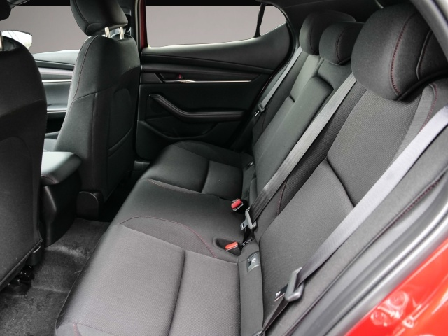 Mazda 3 (06/2026, Benzin)