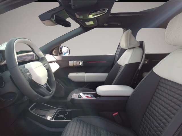 KIA EV4 (11/2025, ELECTRIC)