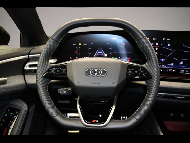 Audi A5 (05/2025, Benzin)