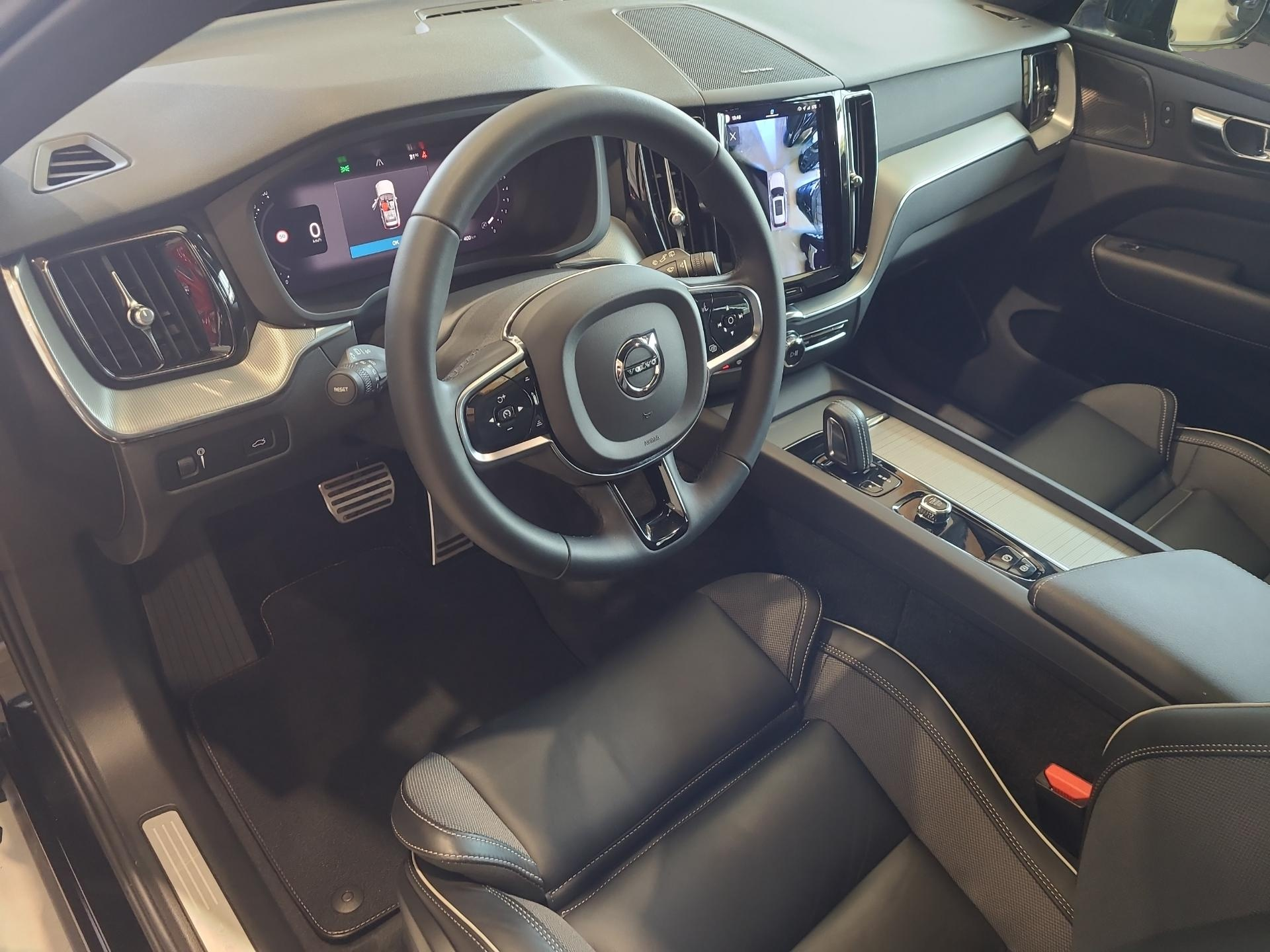 Volvo XC60 (06/2022, Benzin)