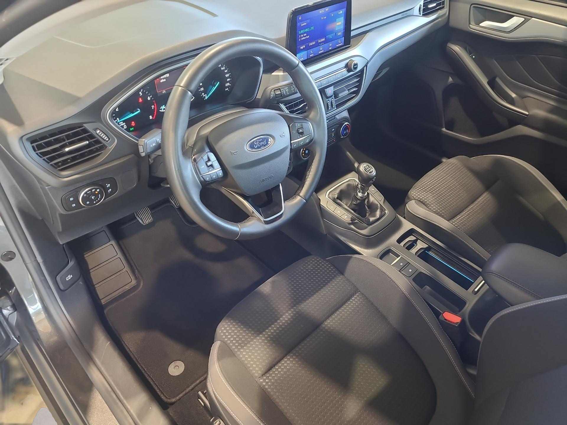 Ford Focus (06/2022, Benzin)