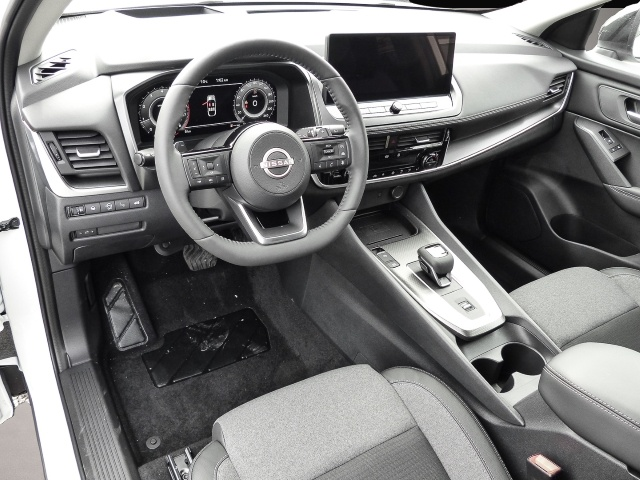 Nissan Qashqai (06/2026, Benzin)