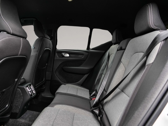 Volvo XC40 (07/2025, Benzin)