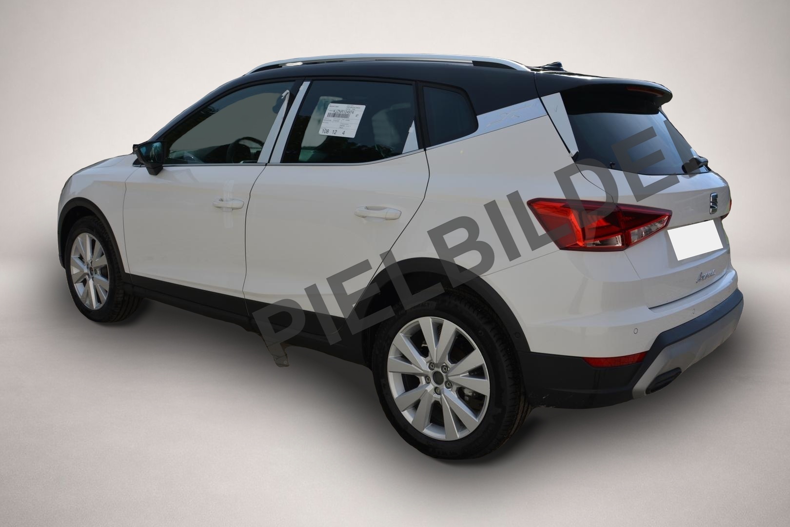 Seat Arona (, Benzin)