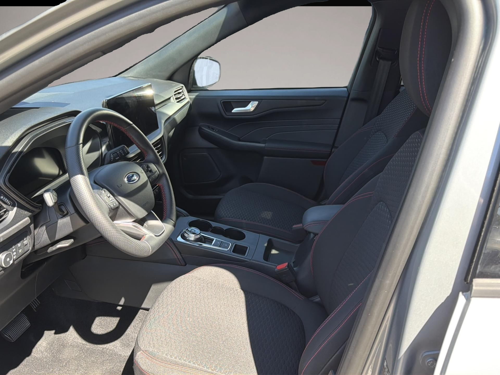 Ford Kuga (05/2025, Benzin)