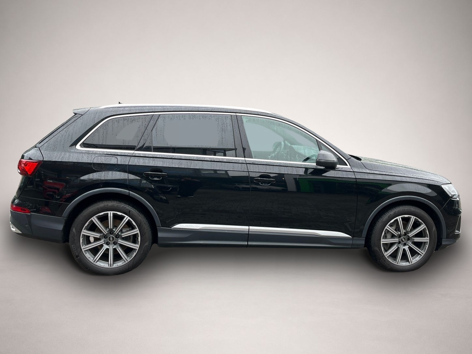 Audi Q7 (02/2023, Benzin)