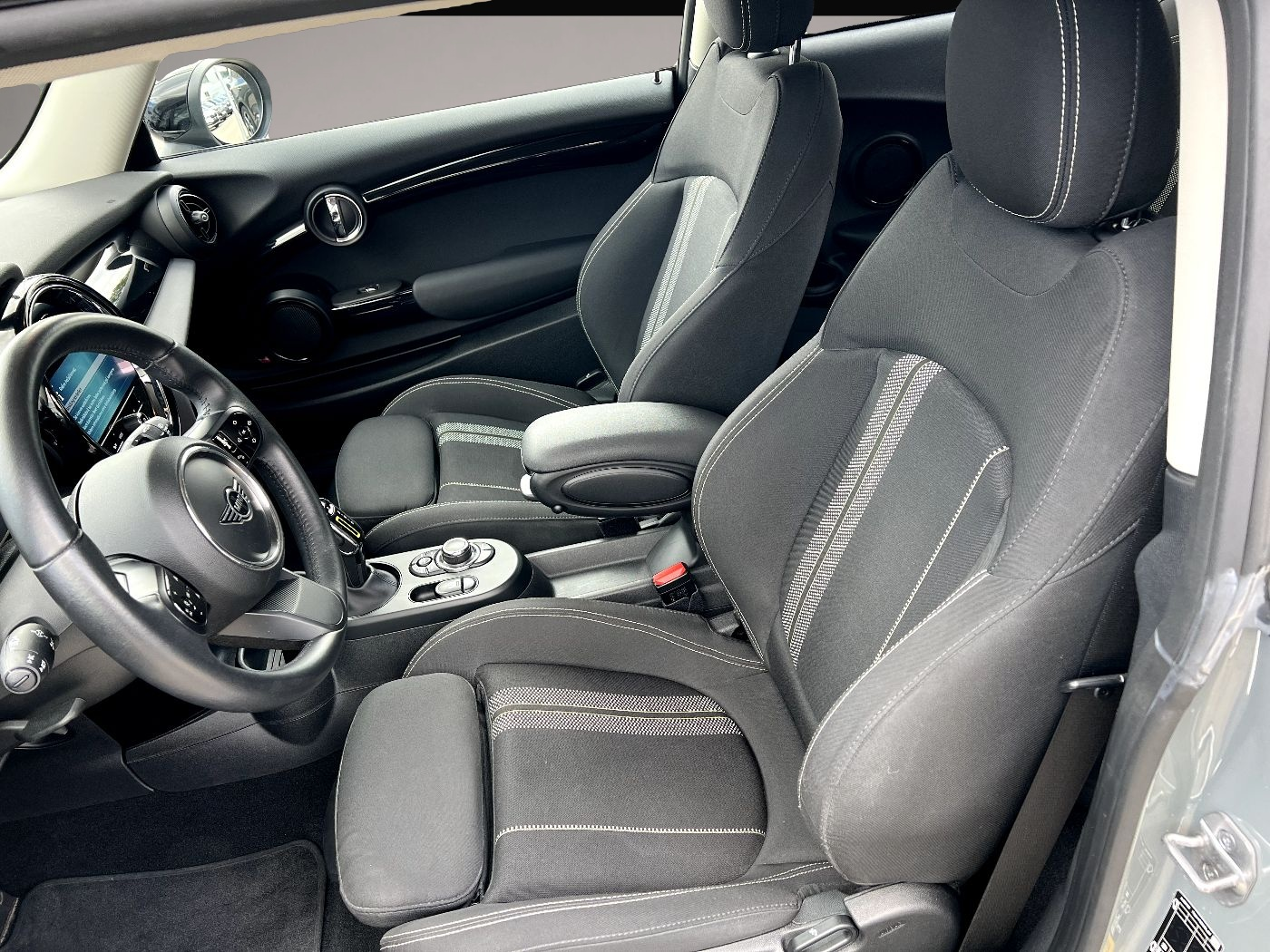 Mini Cooper SE (04/2022, ELECTRIC)