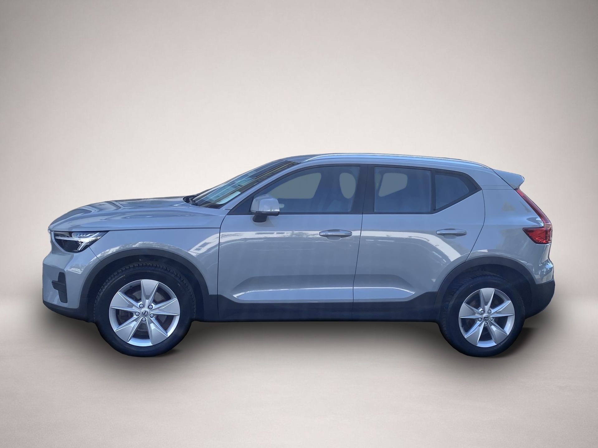 Volvo XC40 (12/2023, Benzin)
