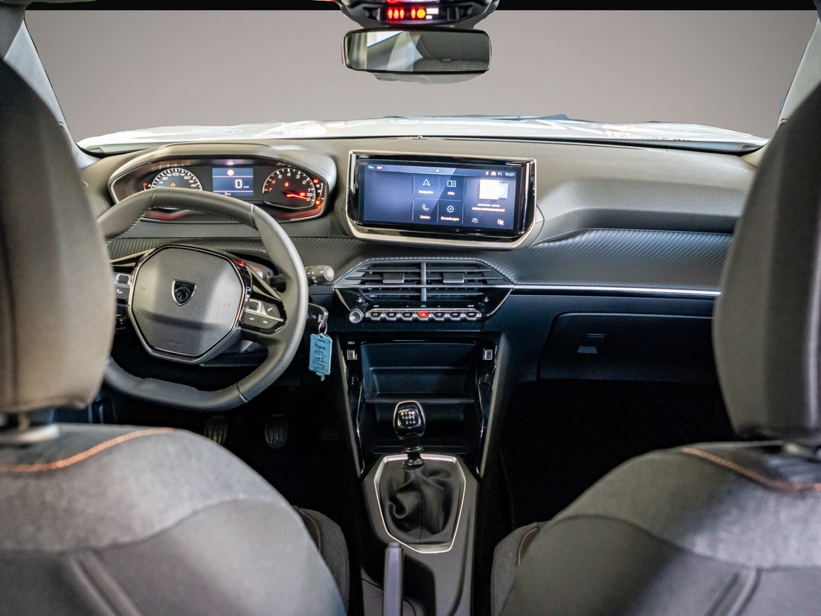 Peugeot 2008 (01/2026, Benzin)