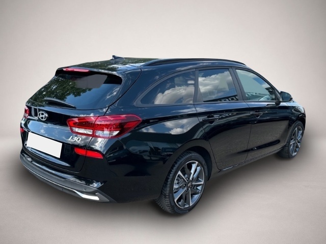 Hyundai i30 (09/2025, Benzin)