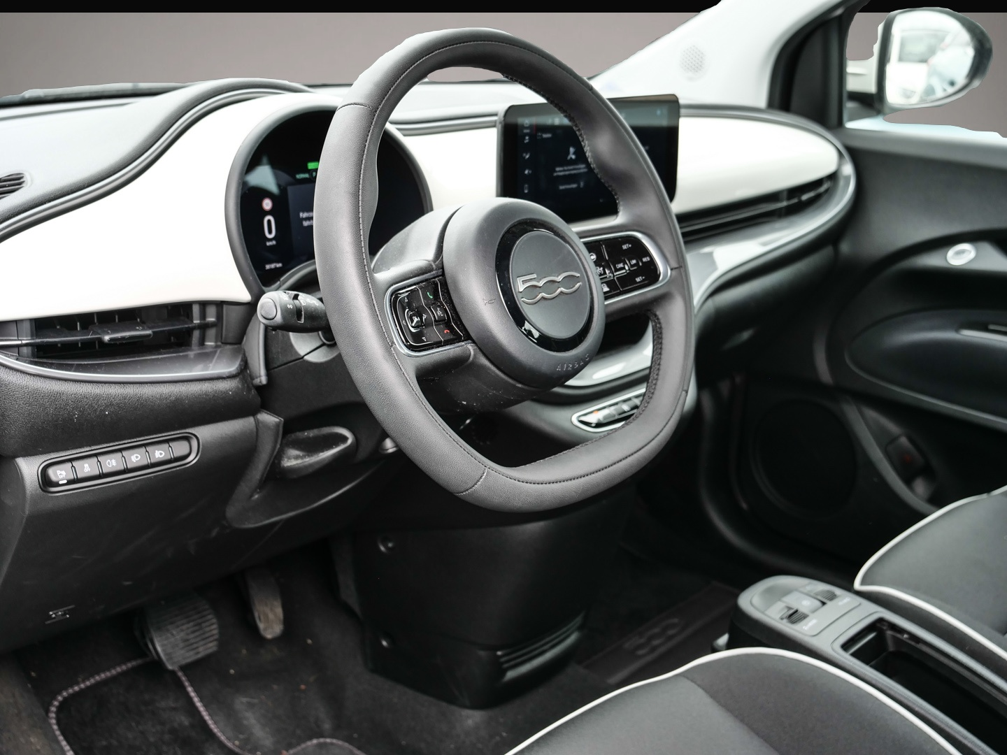 Fiat 500e (08/2023, ELECTRIC)