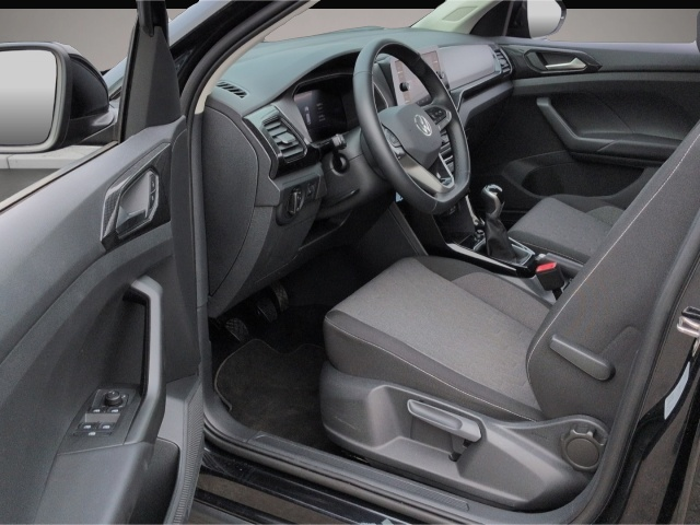 Volkswagen T-Cross (04/2025, Benzin)