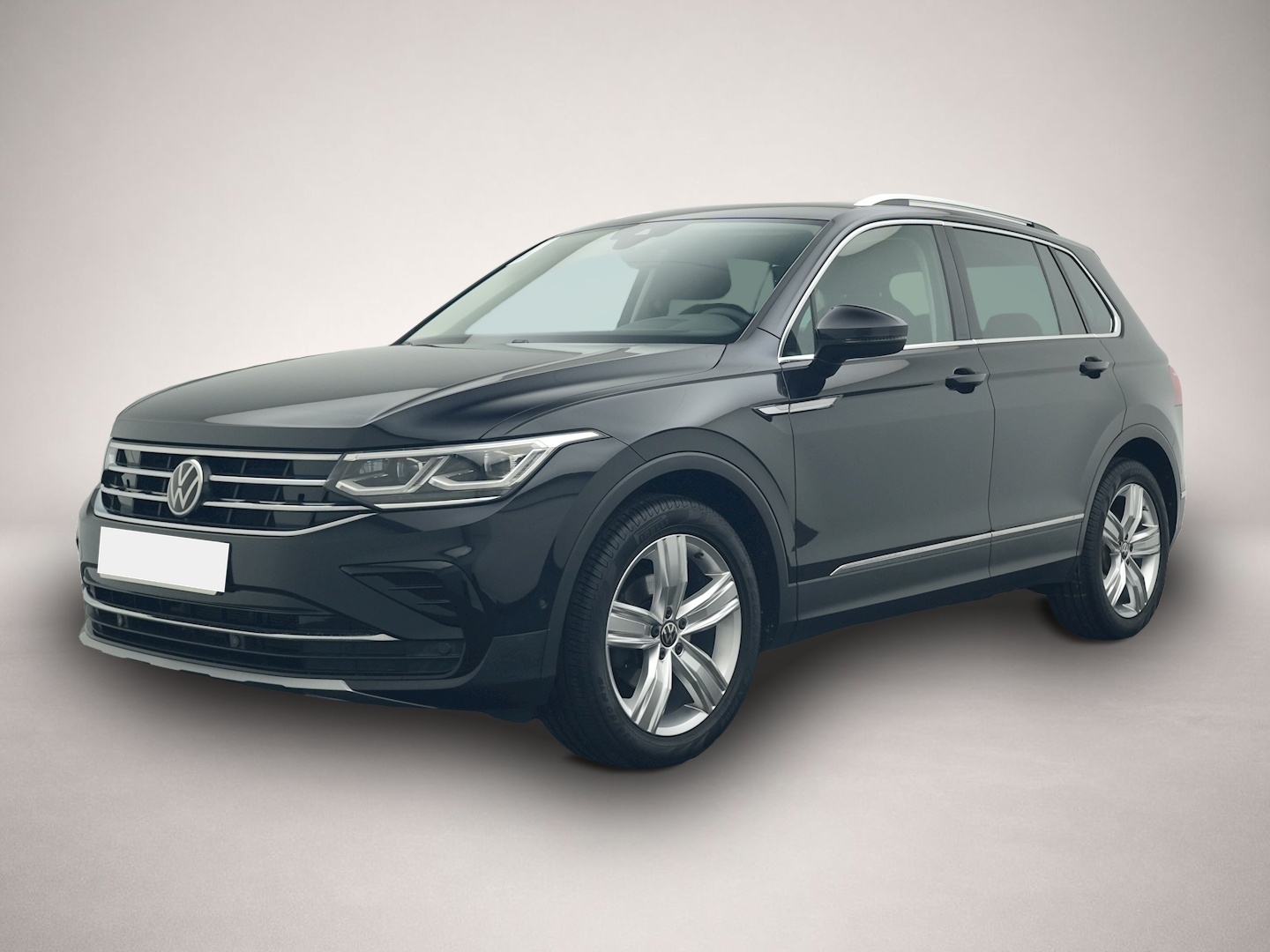 Volkswagen Tiguan (03/2021, Benzin)
