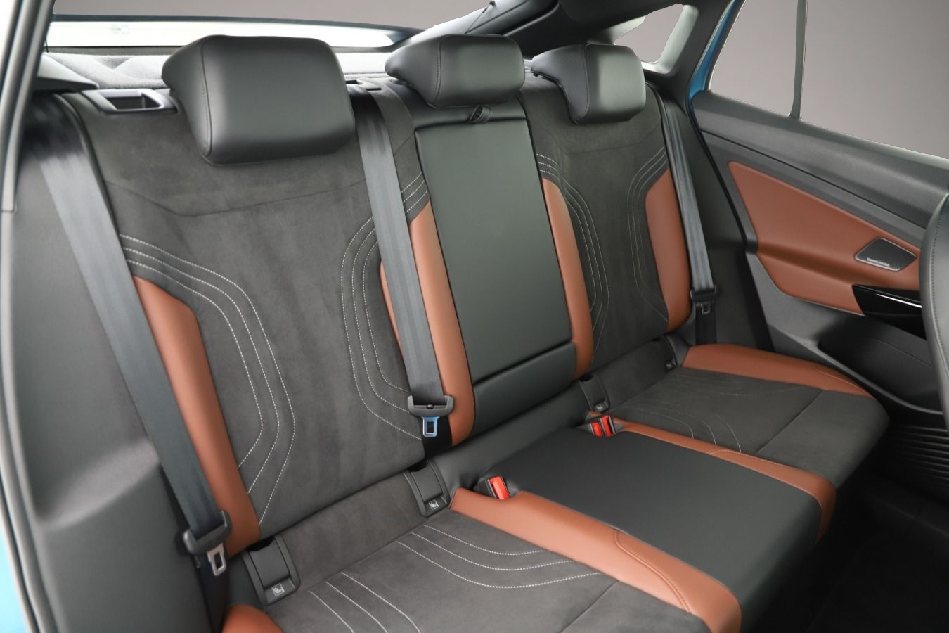 Volkswagen ID.5 (10/2025, ELECTRIC)