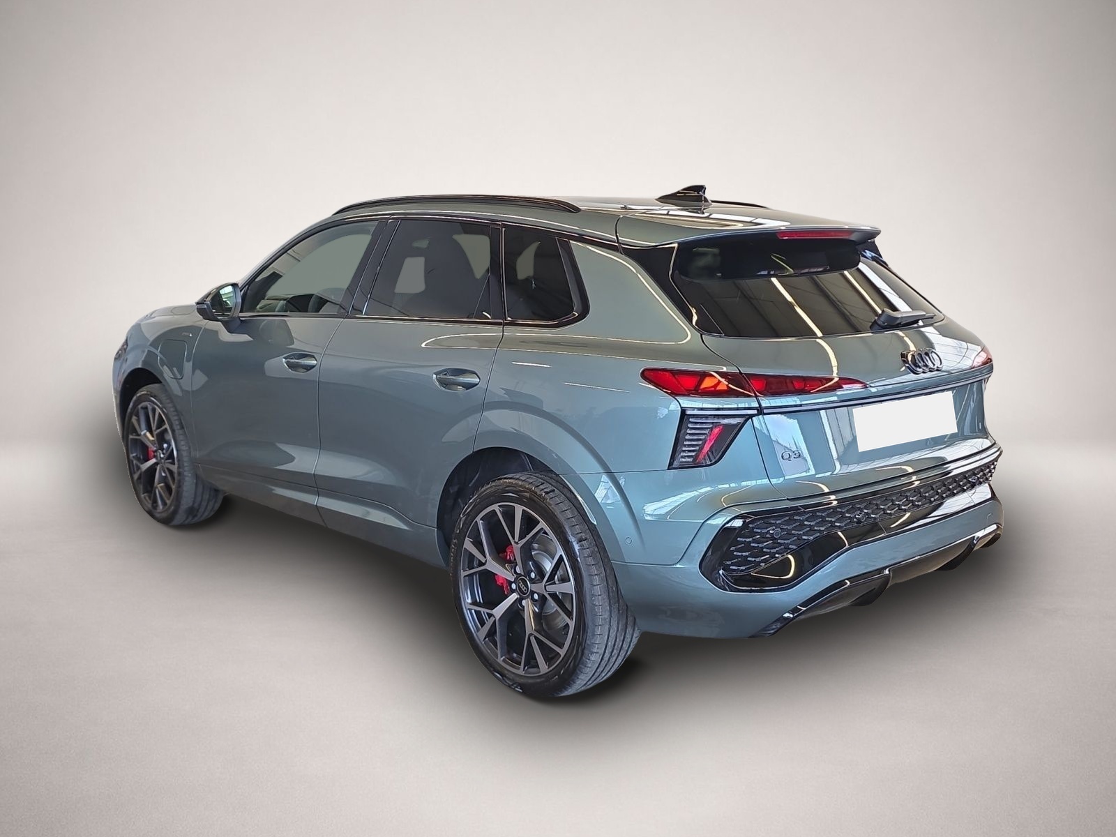 Audi Q3 (10/2025, Hybrid (Benzin/Elektro))