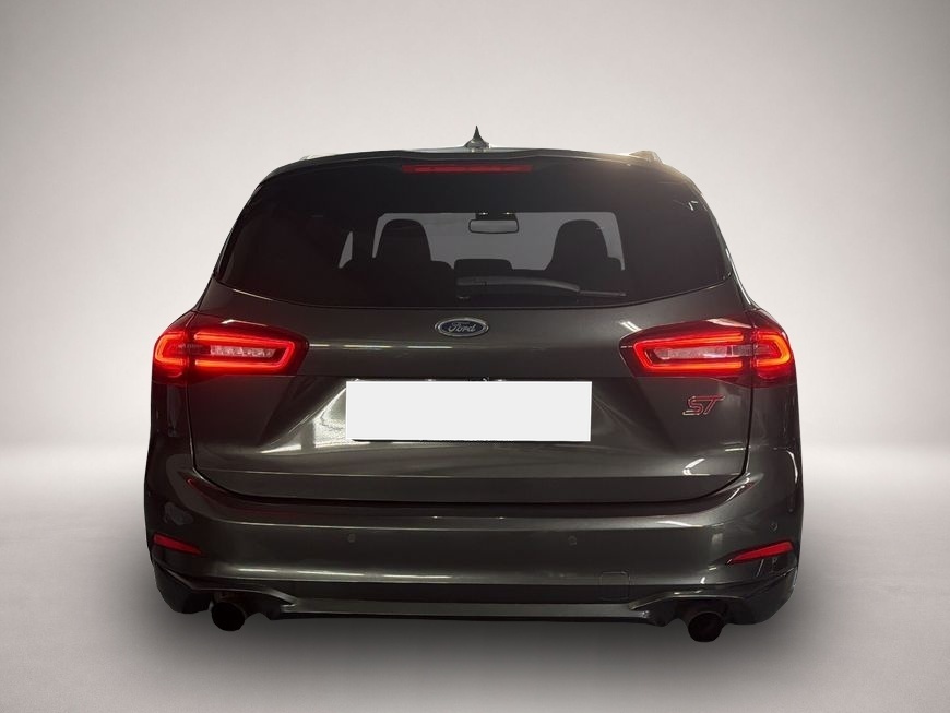 Ford Focus (03/2023, Benzin)