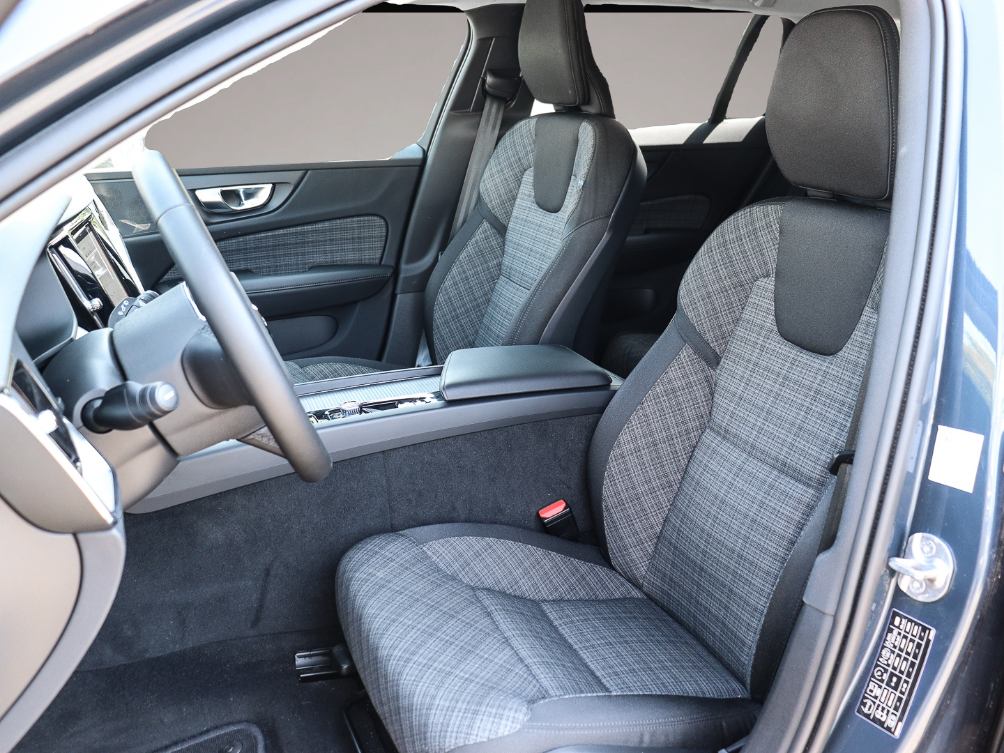 Volvo V60 (06/2024, Benzin)