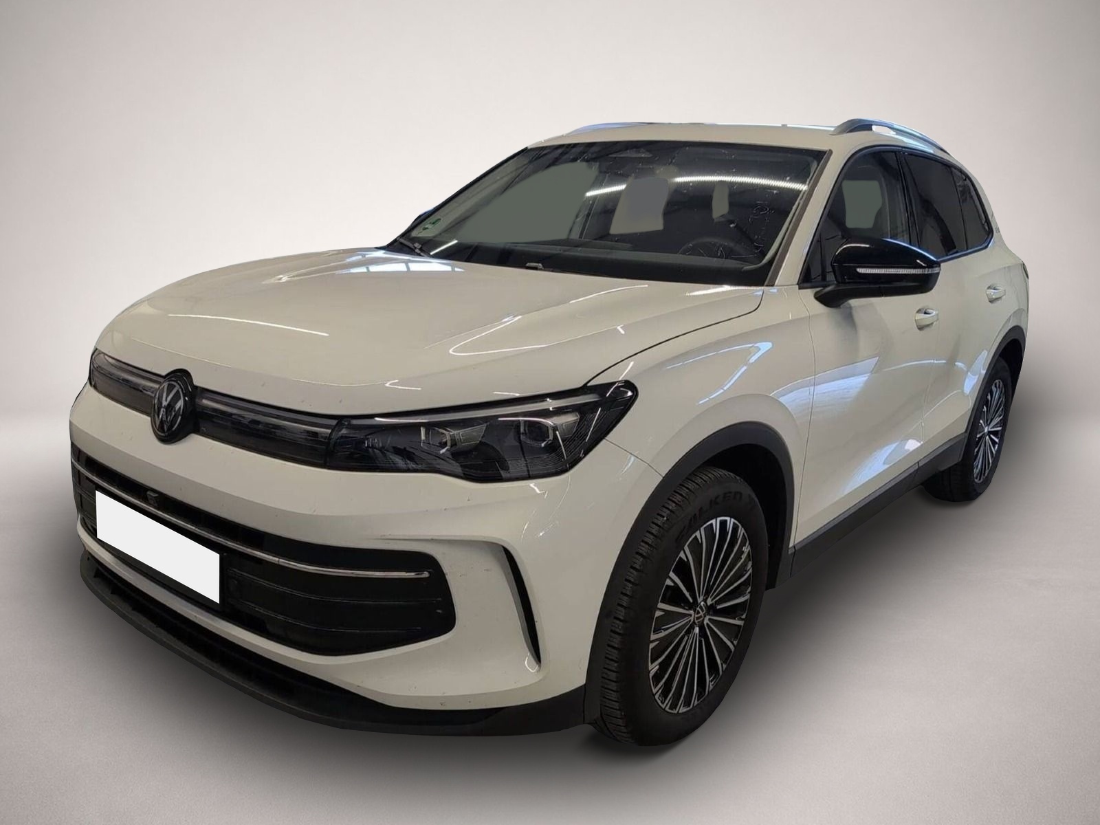 Volkswagen Tiguan (10/2025, )