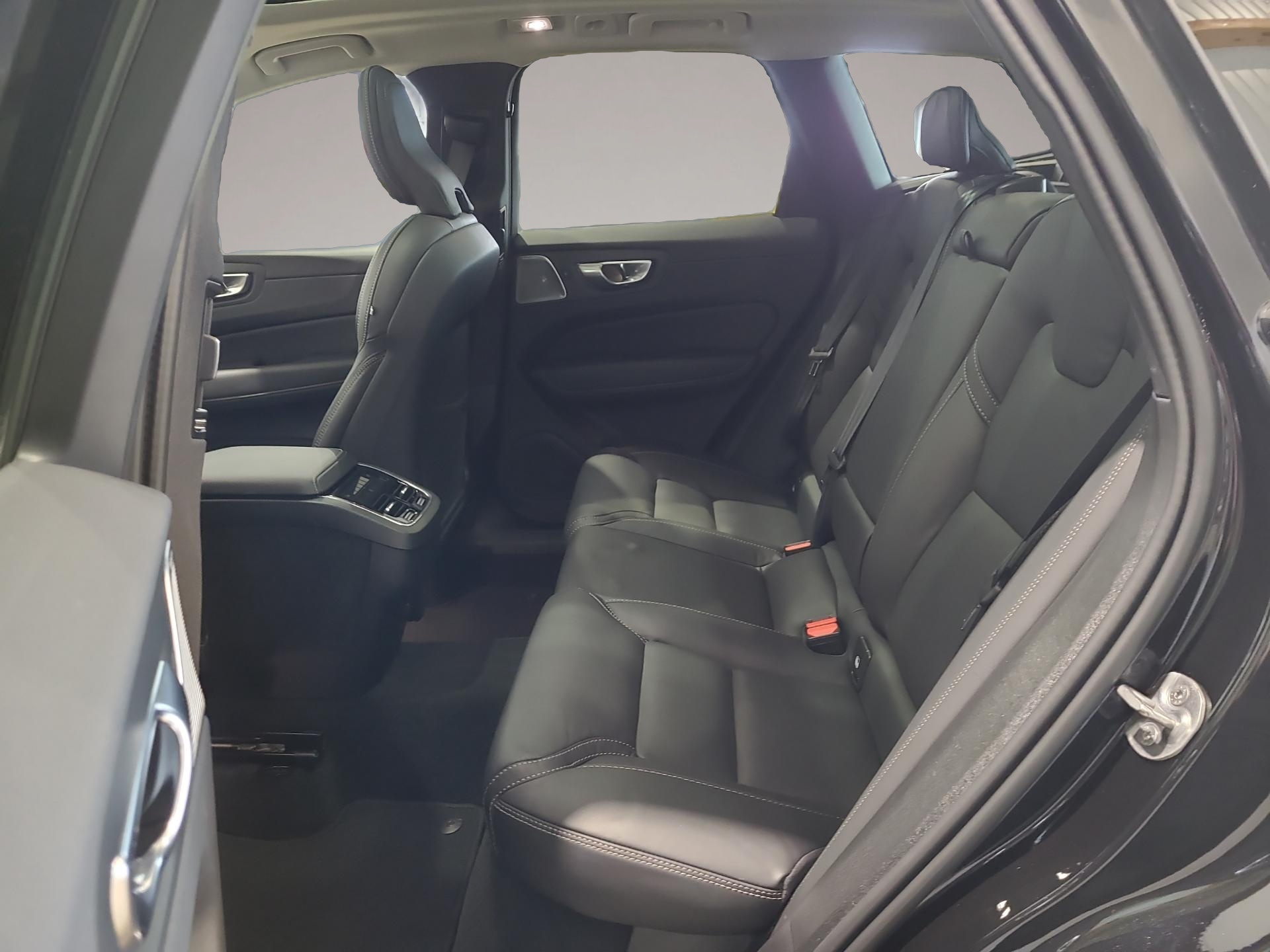 Volvo XC60 (12/2023, Diesel)