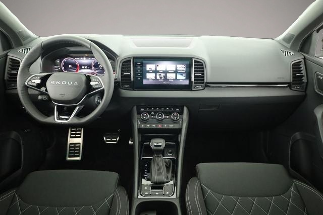 Skoda Karoq (03/2026, Benzin)