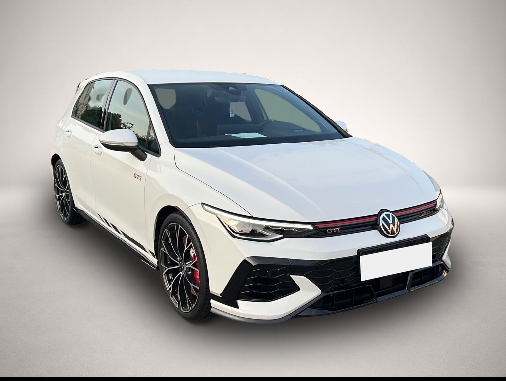 Volkswagen Golf (05/2025, Benzin)