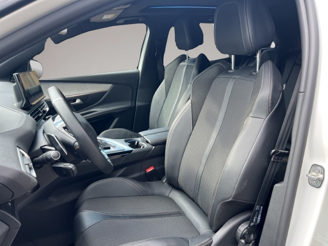 Peugeot 3008 (03/2024, Benzin)
