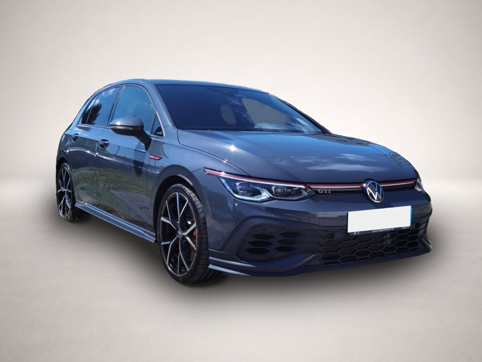 Volkswagen Golf (04/2022, Benzin)