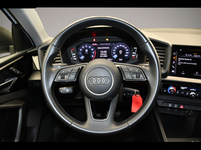 Audi A1 (11/2022, Benzin)