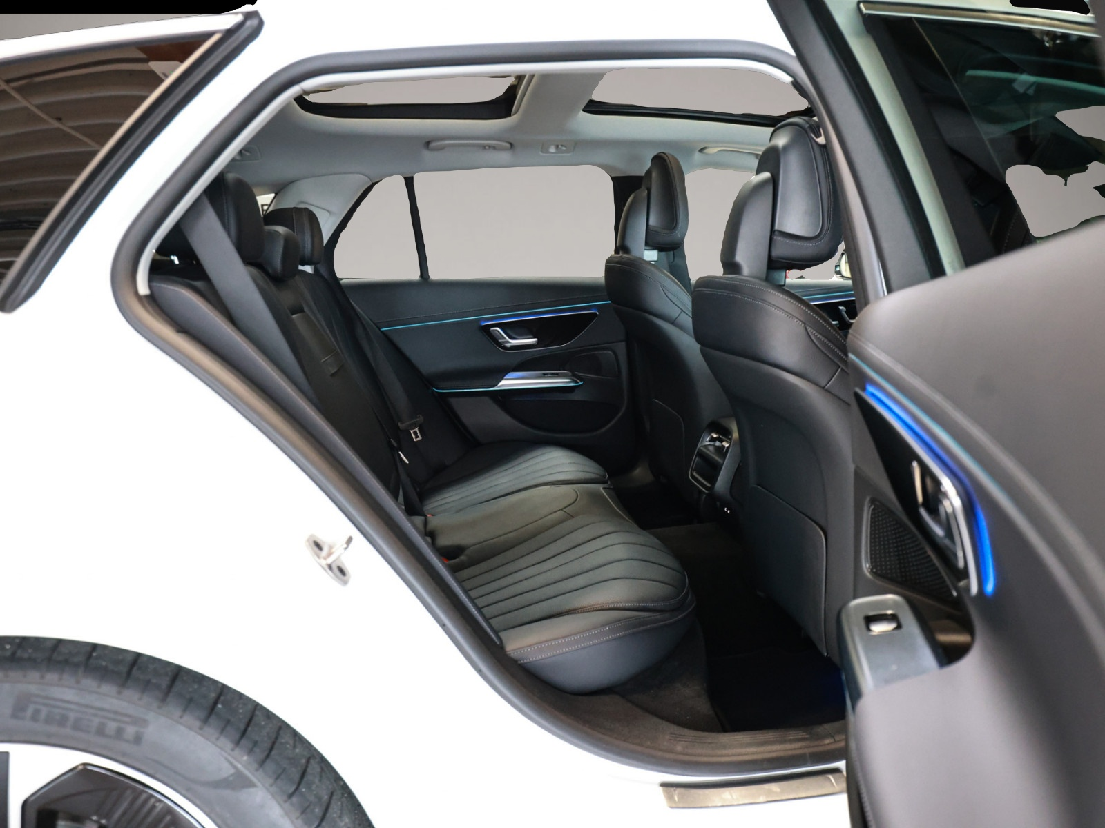 Mercedes-Benz E 300 (06/2025, Hybrid (Diesel/Elektro))