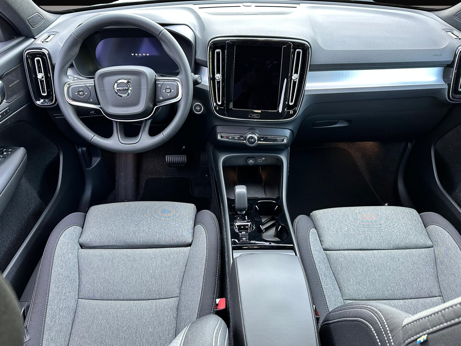 Volvo XC 40, image 5 of 5