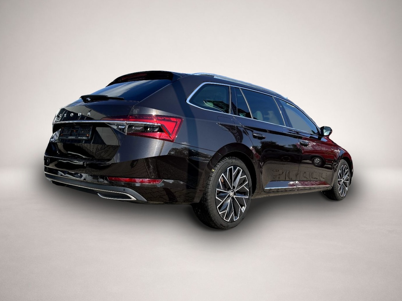 Skoda Superb (11/2021, )