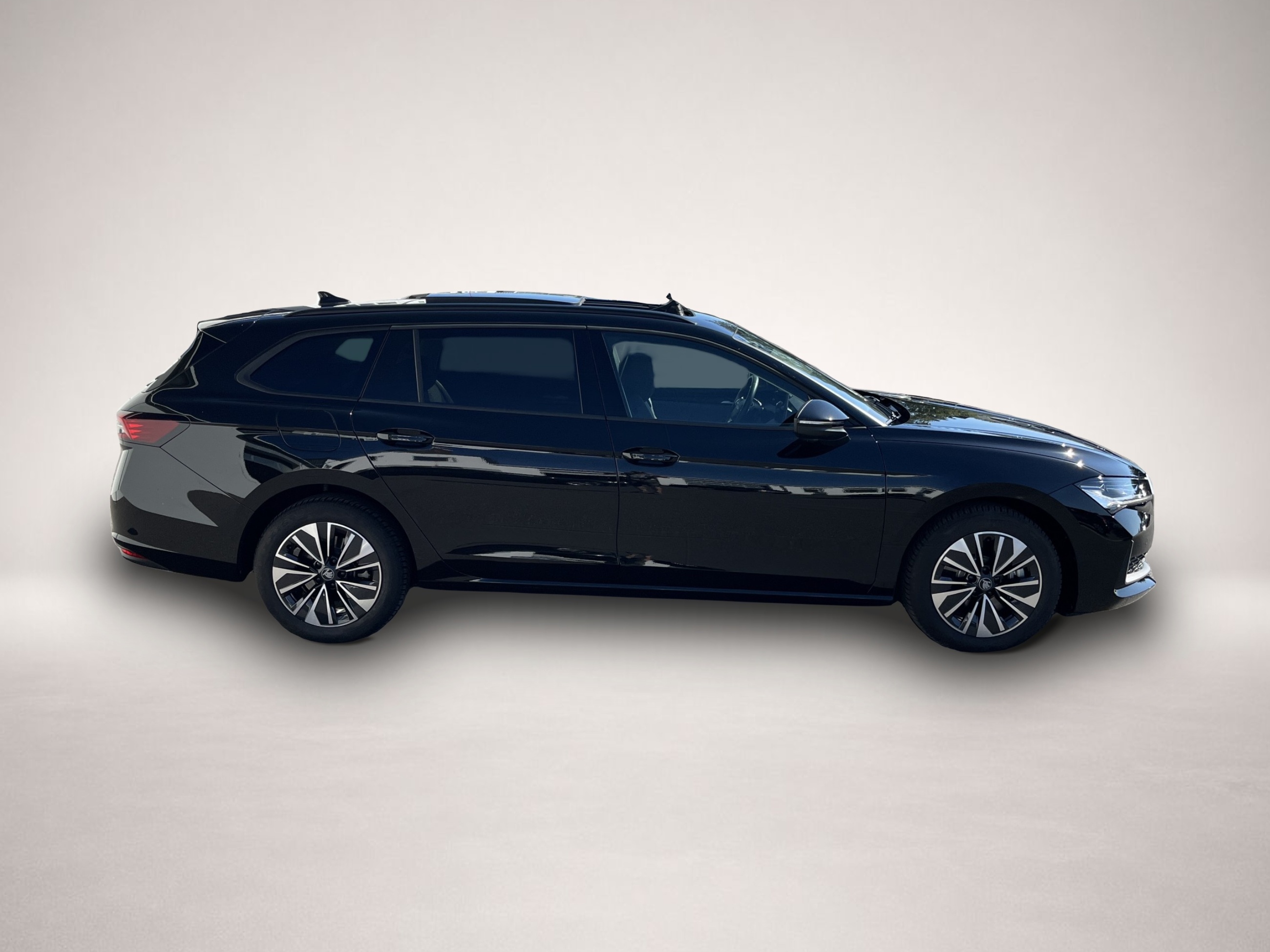 Skoda Superb (09/2025, Diesel)