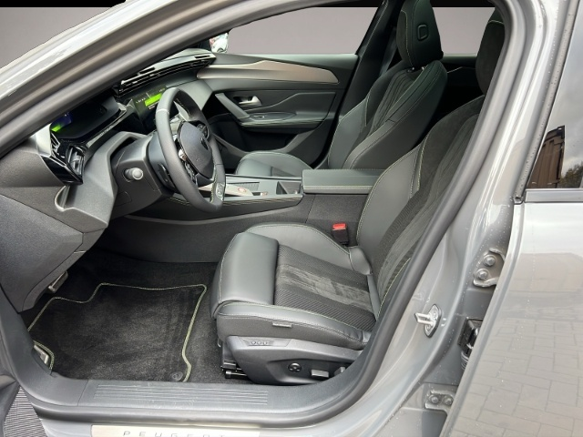 Peugeot 308 (06/2025, Benzin)