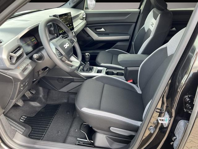 Dacia Duster, image 2 of 4