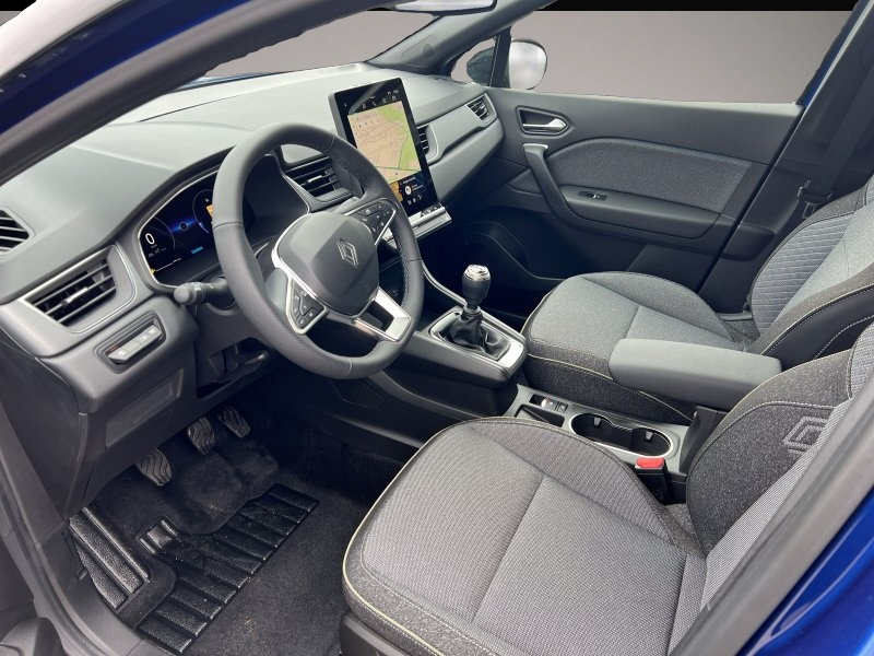 Renault Captur (03/2026, Benzin)