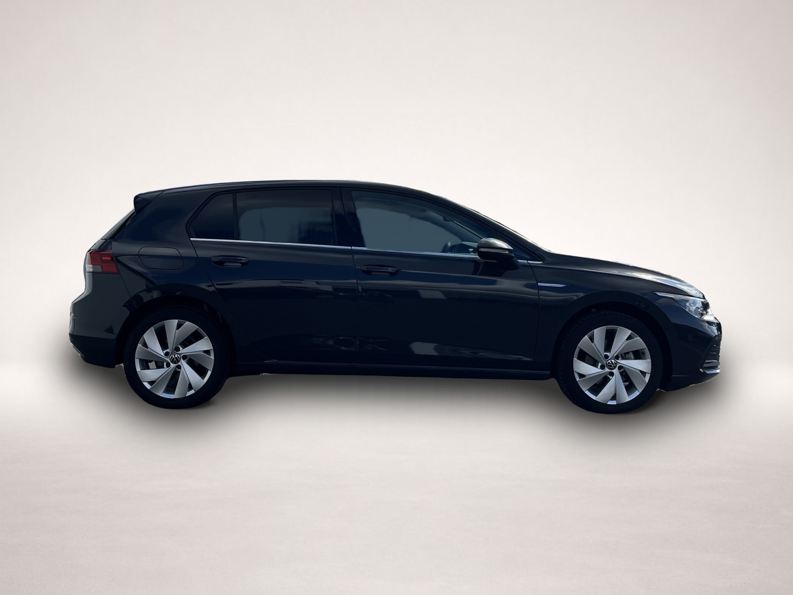 Volkswagen Golf (04/2024, Benzin)