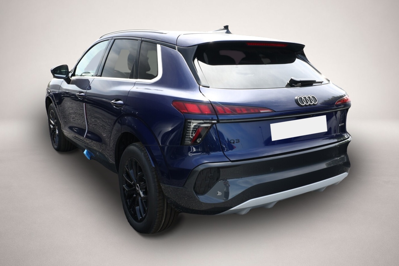 Audi Q3 (05/2026, Benzin)